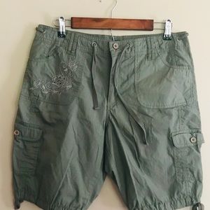 Ingredients women shorts size 8